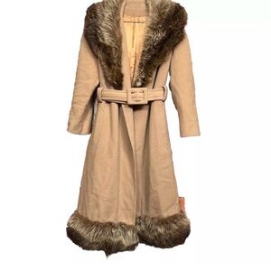 The American Way With Wool  Fur Collar Womens Coat Vintage Rare